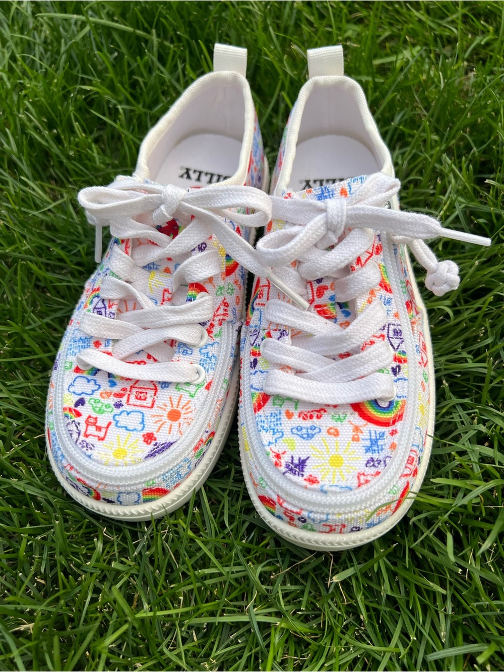 Billy kids White Canvas Sneakers with Rainbow Doodle Print- NWOT